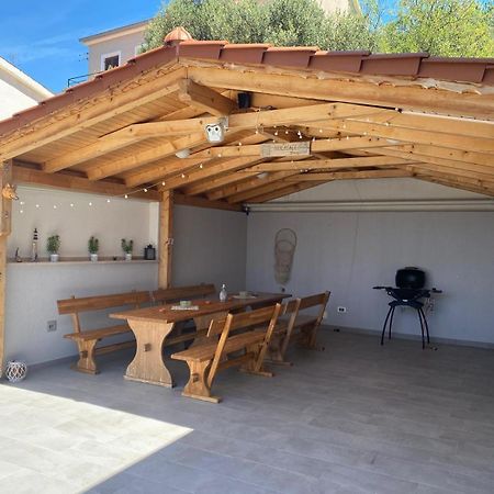 Villa Pina Tisno Apartment Zonsa 2 Pers Buitenkant foto