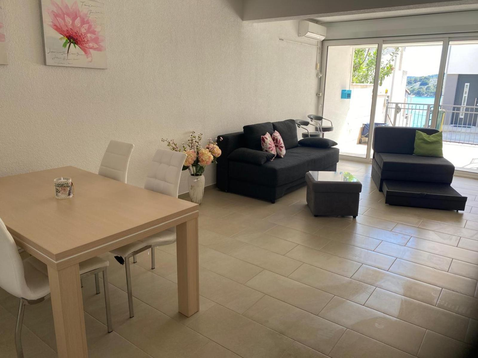 Villa Pina Tisno Apartment Zonsa 2 Pers Buitenkant foto